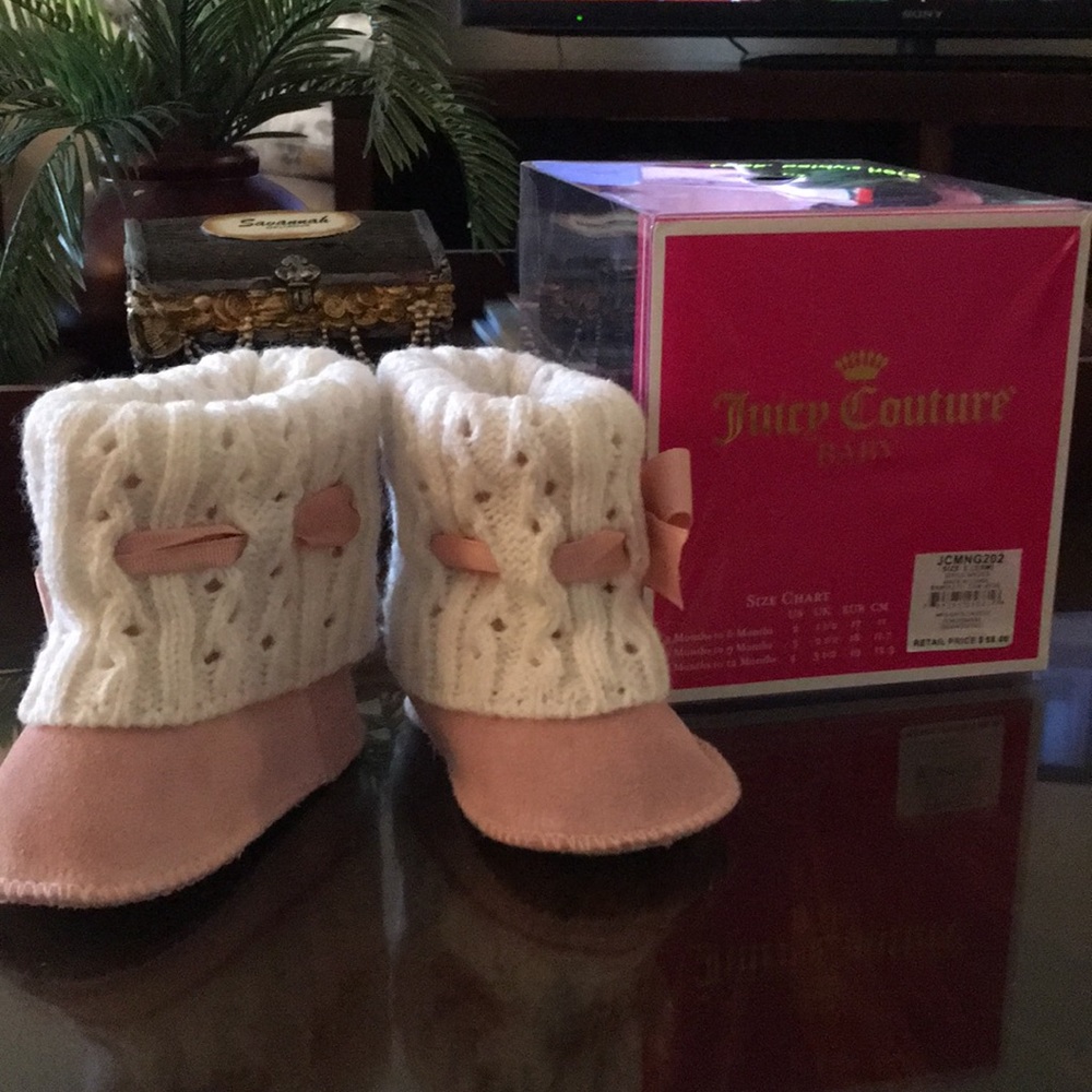 Baby girl bootie